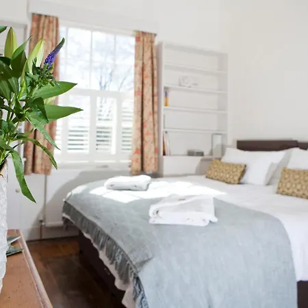 Hébergement de vacances The Davey Tower, Medieval Riverside House *